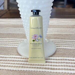 Crabtree & Evelyn Summer Hill Hand Therapy Cream - Pale Yellow Tube